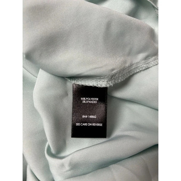 Torrid Blouse Size 0X Satin Button‎ Down Long Sleeve Easter Top Pastel Green - Picture 8 of 10